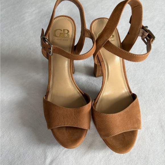 Gianni Bini Tan Strappy Heels - Size 8.5 - Picture 3 of 8